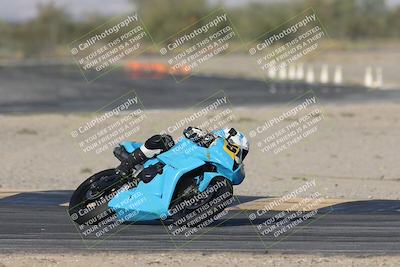 media/Nov-02-2025-CVMA (Sun) [[337aff29ab]]/Race 17-Amateur Supersport Middleweight/